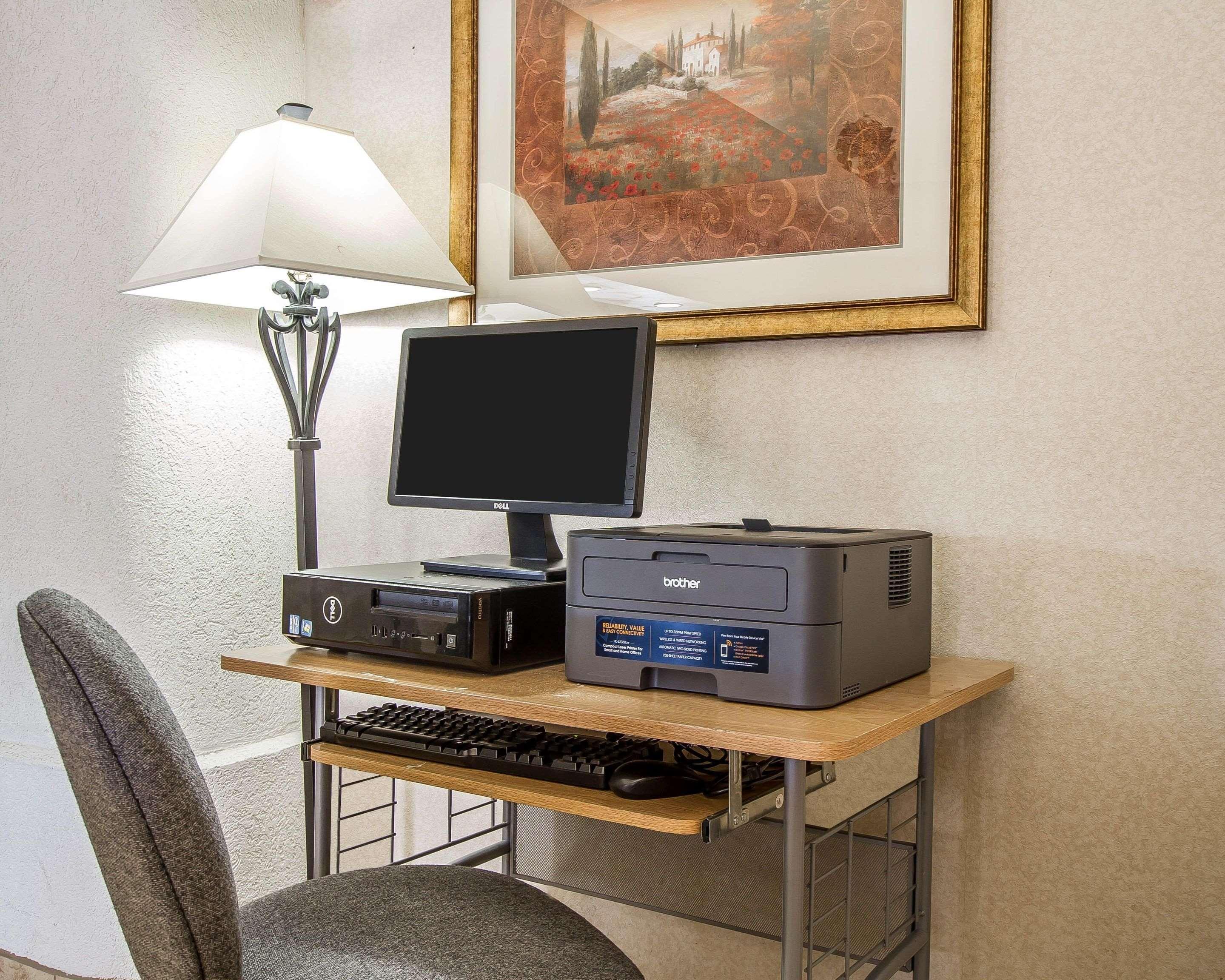 Comfort Suites Peoria Sports Complex Екстериор снимка