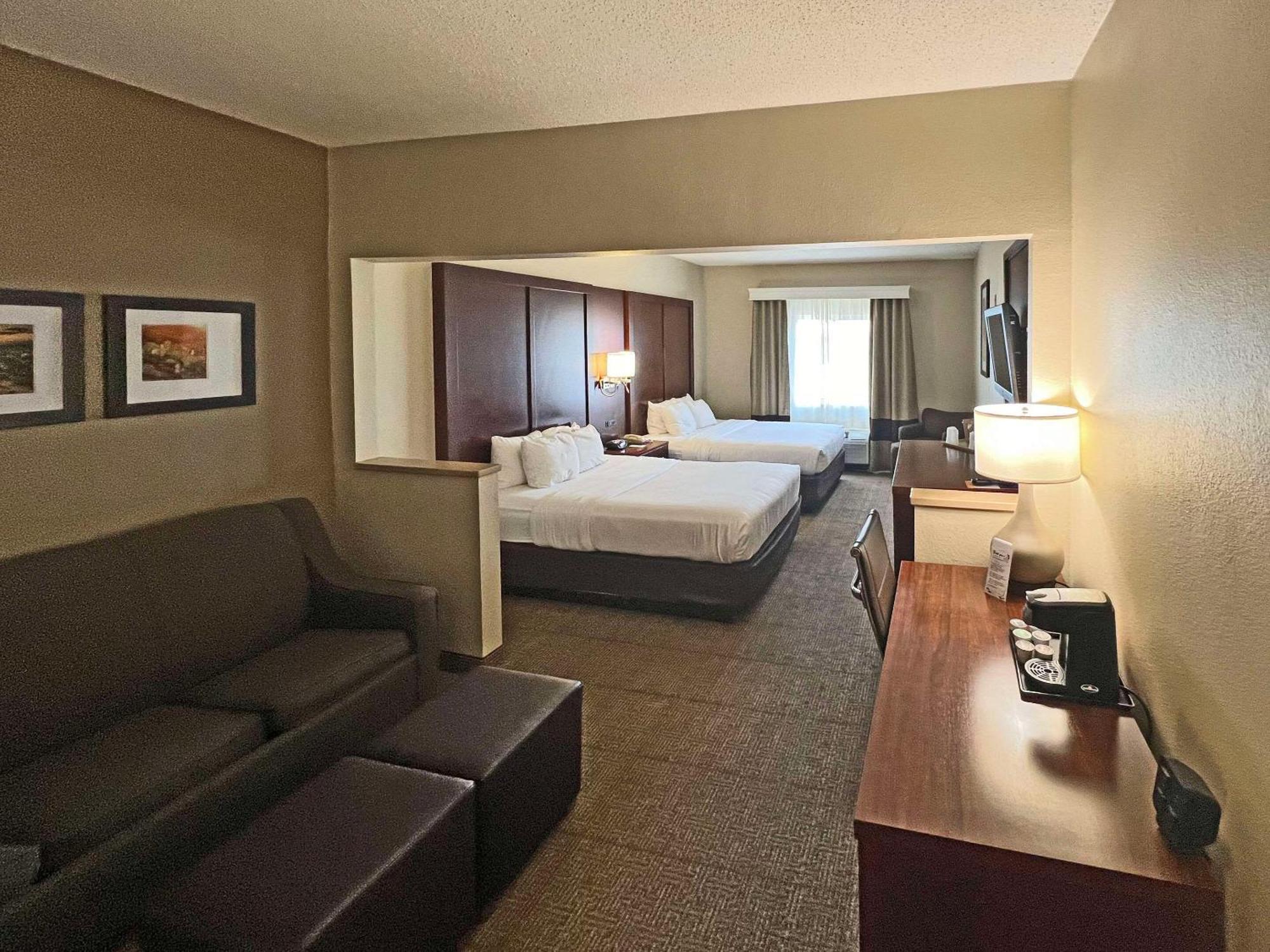 Comfort Suites Peoria Sports Complex Екстериор снимка