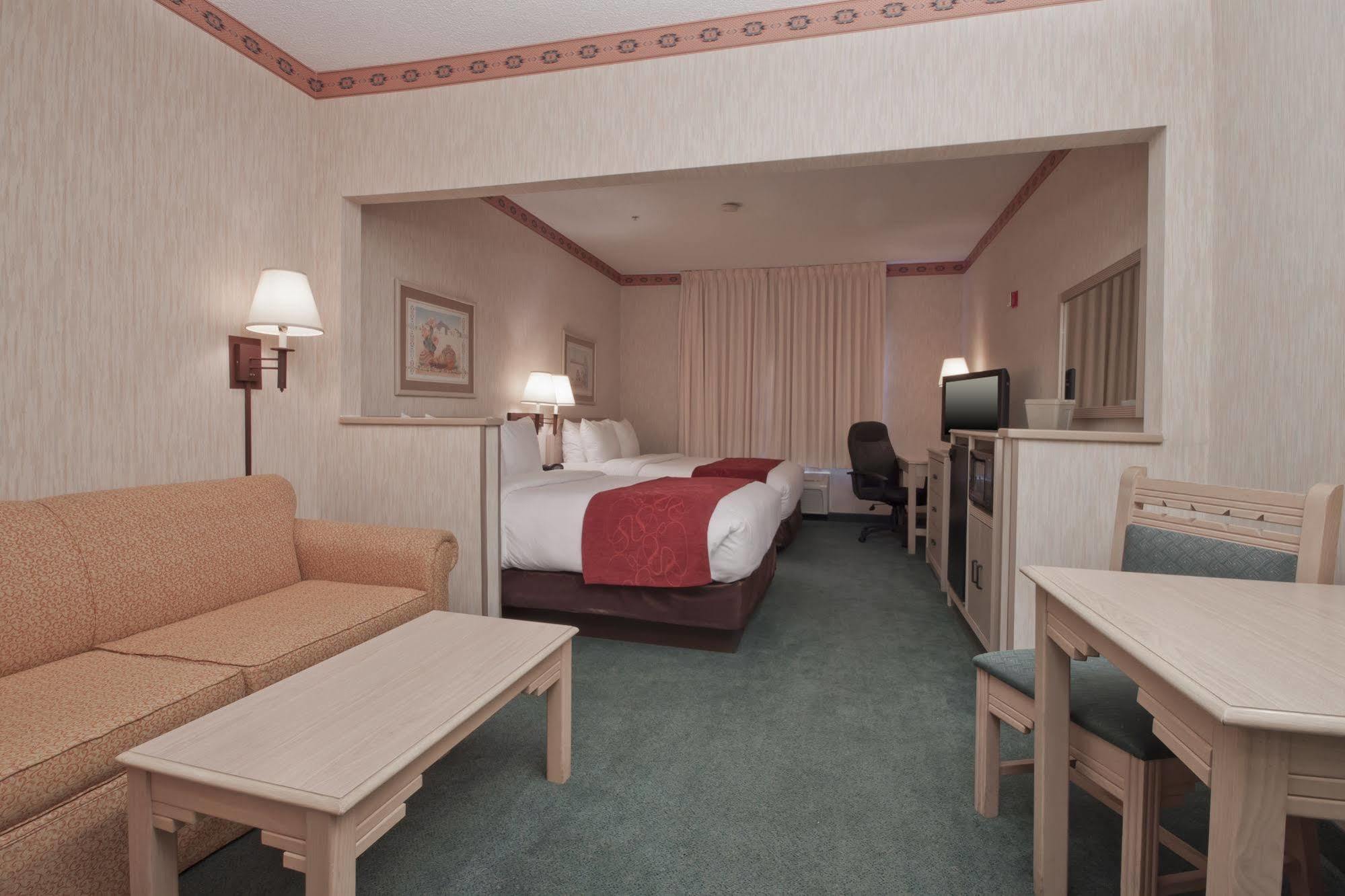 Comfort Suites Peoria Sports Complex Екстериор снимка