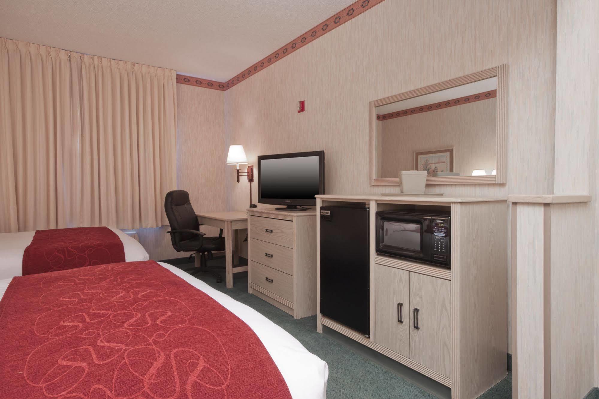 Comfort Suites Peoria Sports Complex Екстериор снимка
