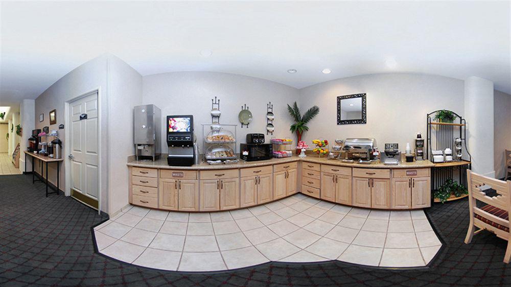 Comfort Suites Peoria Sports Complex Екстериор снимка